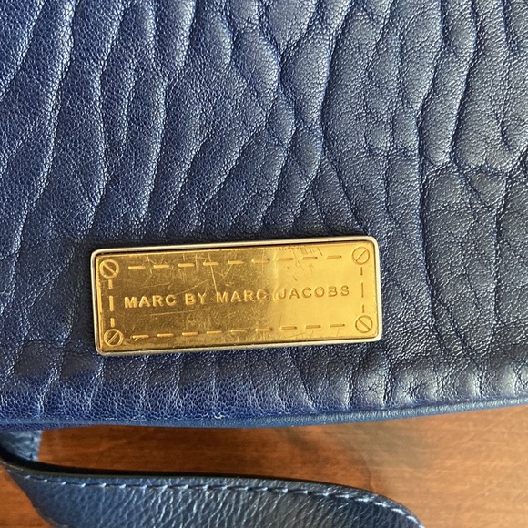 Marc Jacobs Crossbody - Picture 5 of 8